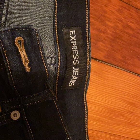 Express High Rise Legging - Picture 3 of 4